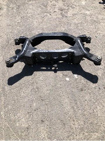 Compre Viga de suspensão traseira (plataforma veicular) Toyota RAV4 5