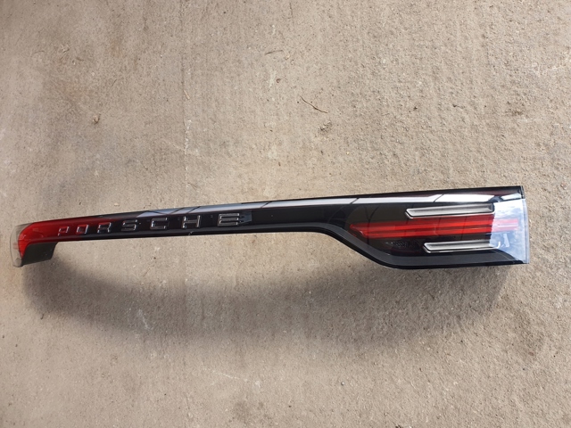Стоп Porsche 9Y0945081AE цена, от 378.98 USD