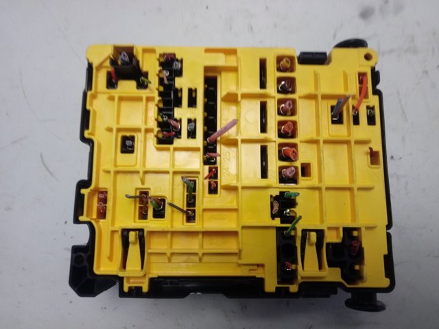 Купить 9804848580 Peugeot/Citroen Монжатный блок реле