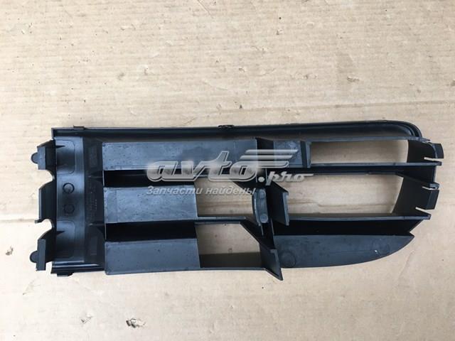 Rejilla de ventilación, parachoques trasero, derecha 6Q0853666D9B9 VAG