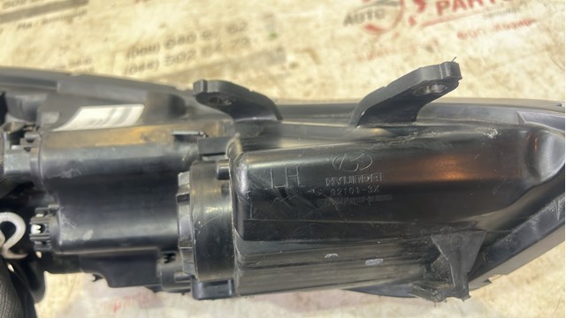 921013X420 Hyundai/Kia Фара
