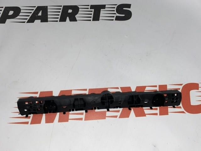 Купить 852266LB0A Nissan/Infiniti Правый кронштейн крепления бампера заднего