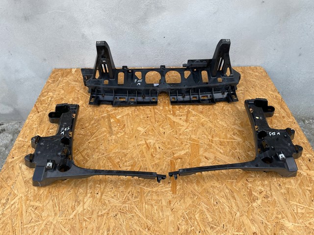Купить 7294391 BMW Кронштейн бампера заднего центральный