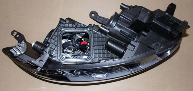 Купить 260600479R Renault (RVI) Фара левая передняя