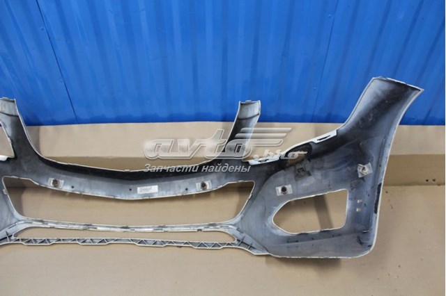 Передний бампер A2048802049 Mercedes