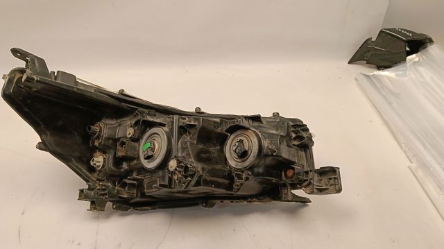 Купить 811500KK60 Toyota Фара левая передняя