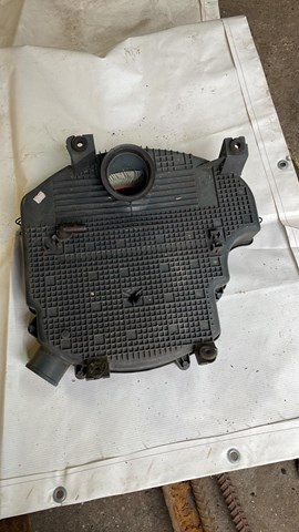 Compre 7700274013 Renault (RVI) Caixa de filtro de ar