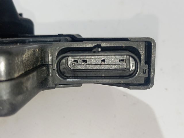 Замок двери задней правой на Peugeot 308 III FB, FH, FP, F3, FM