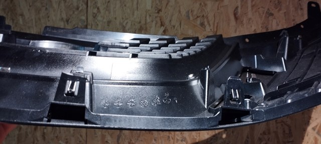 Купить 623109UA8A Nissan/Infiniti Решетка радиатора