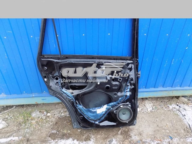 Дверь задняя левая 6700442110 Toyota