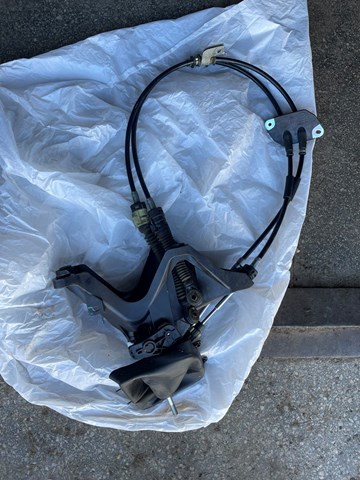 KB7W46100 Mazda 
