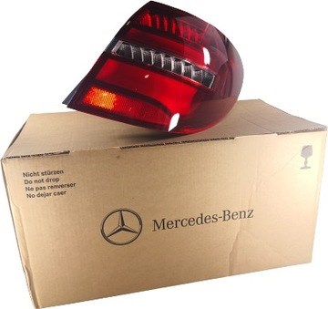 A2469068800 Mercedes lanterna traseira direita externa