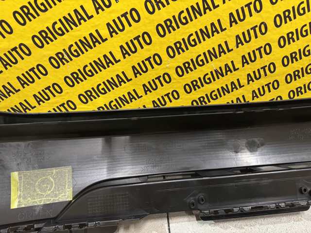 Задний бампер B0S150221BB Mazda