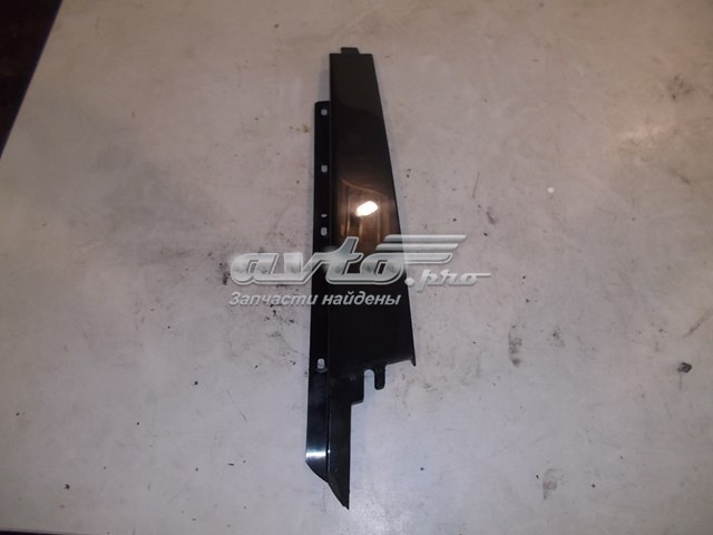 Накладка двери передней левой вертикальная LR050759 Land Rover