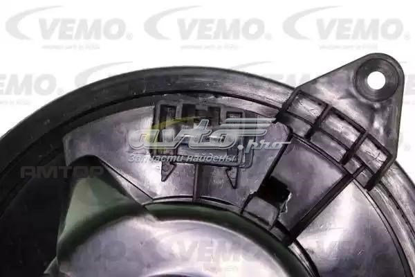 Мотор вентилятора печки (отопителя салона) VEMO/Vaico V25031628