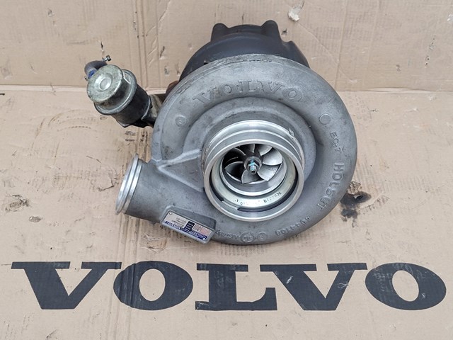 Турбокомпрессор Volvo 21989961