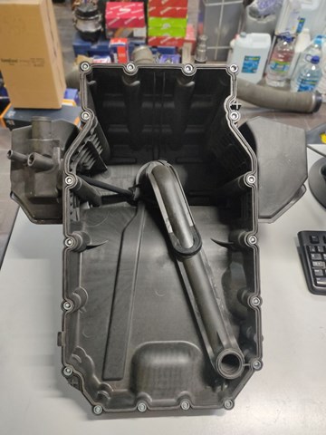 Купить 9340101613 Mercedes Поддон картера двигателя