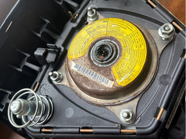 Купить 569004R100HZ Hyundai/Kia Подушка AIRBAG водительская