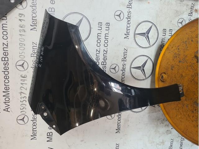 Compre A1698810201 Mercedes Pára-lama dianteiro direito