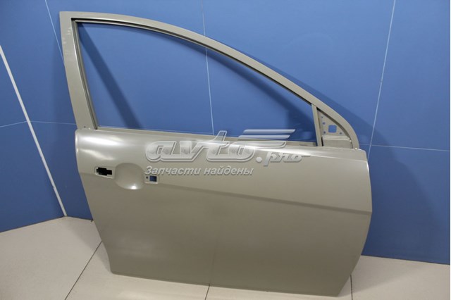 Дверь передняя правая на Geely Emgrand EC7 