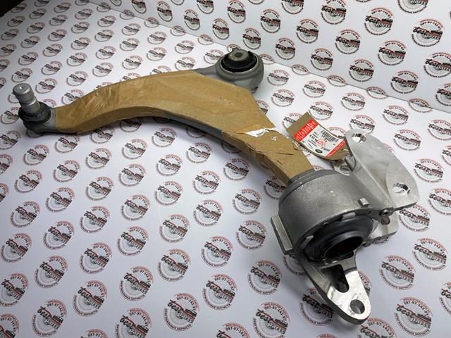 LR166007 Land Rover Рычаг передней подвески нижний левый