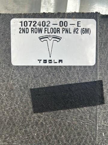 107240200E Tesla