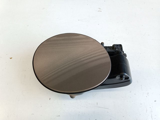 LR025079 Land Rover Дверка бензобака