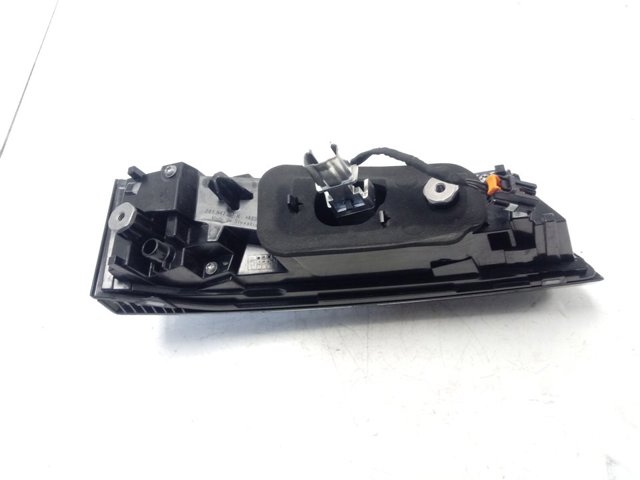 9835300680 Peugeot/Citroen Задняя левая внутренняя фара