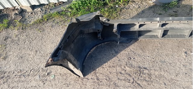 C10050221 Mazda Задний бампер
