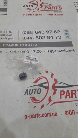  Toyota 9098011095