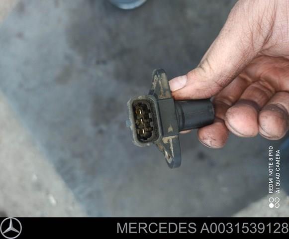 Датчик распредвала A0031539128 Mercedes