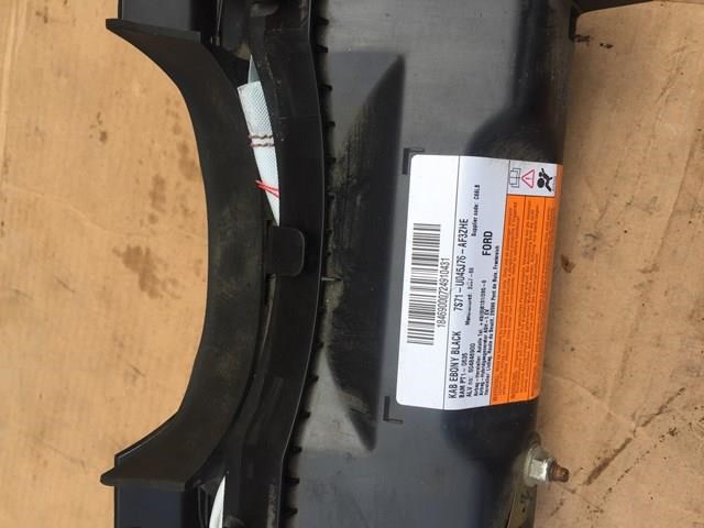 Подушка безопасности защиты коленей Ford 7S71U045J76