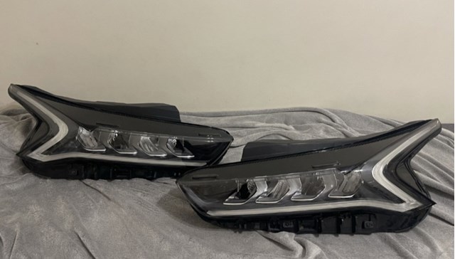 Фара правая Hyundai/Kia 92102L3000