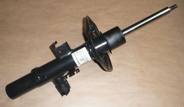 543029516R Renault (RVI) Амортизатор передней подвески правый