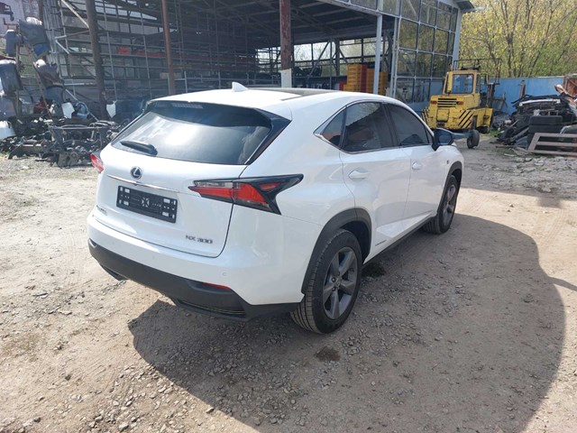  Крыло заднее правое Lexus NX 