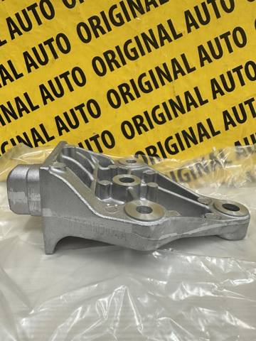112534BB0A Nissan/Infiniti Кронштейн подушки (опоры) двигателя левой