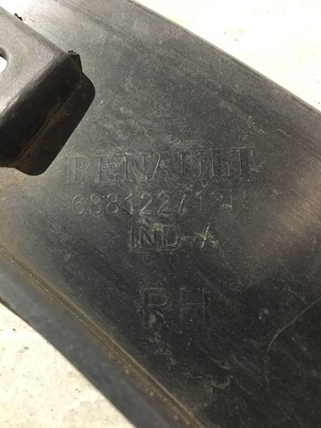 Молдинг арки крыла переднего, правый Renault (RVI) 638122713R цена, от 281.44 USD
