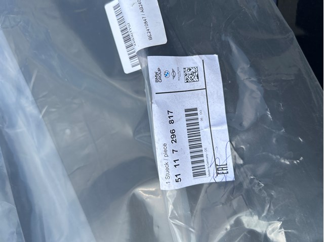 51117296817 BMW Накладка бампера переднего