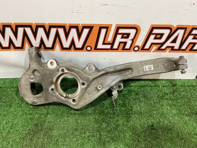 T4A37932 Jaguar Цапфа - поворотный кулак передний, правый
