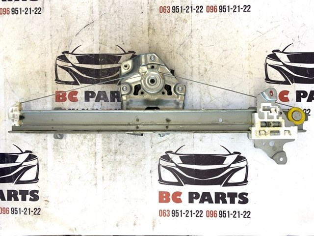 807216RR0A Nissan/Infiniti Механизм стеклоподъемника передней левой двери