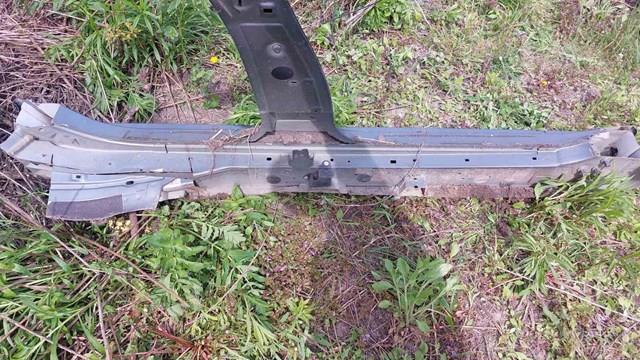 7009G2 Peugeot/Citroen Acesso externo esquerdo