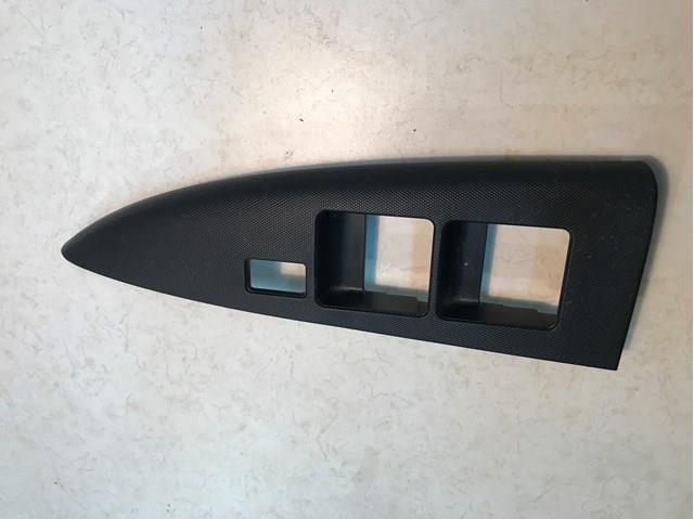 Купить 809619U15A Nissan/Infiniti 