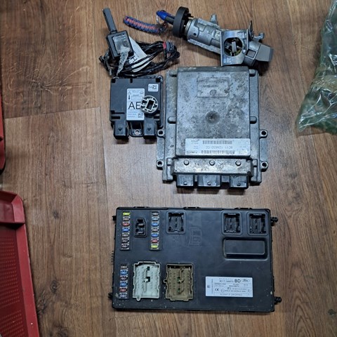  Ford 8C1T14A073