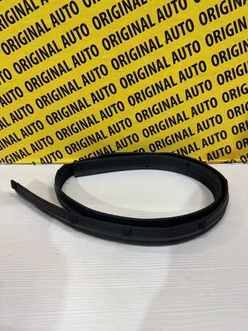 Резинка под капот Mazda KB7W56770A цена, от 28.69 USD