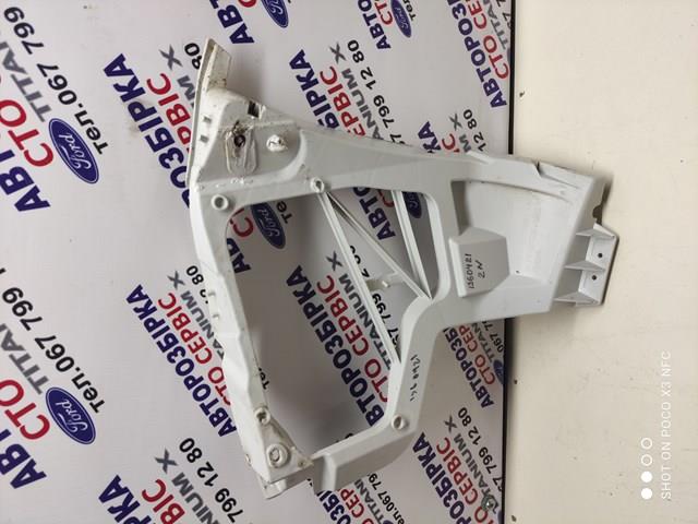 3M51R17E851AE Ford Левое крепление заднего бампера