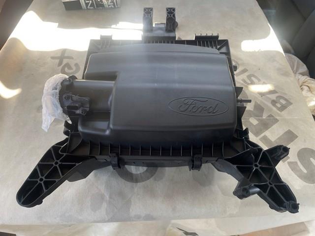 Корпус воздушного фильтра в сборе Ford 2369996 цена, от 243.75 USD