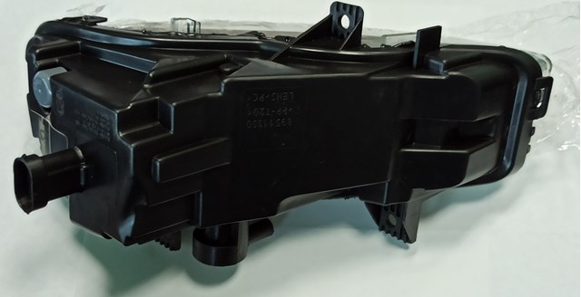 LR026089 Land Rover Противотуманка правая