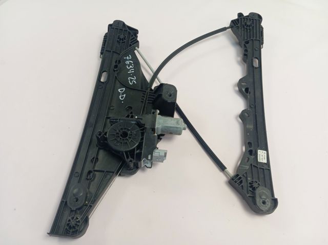 Стеклоподъемник передней правой двери 9828130680 Peugeot/Citroen