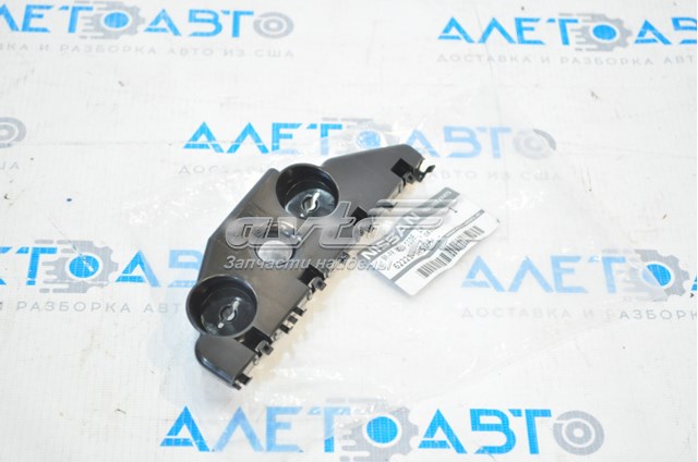Купить 622209HS0A Nissan/Infiniti Кронштейн бампера переднего правый