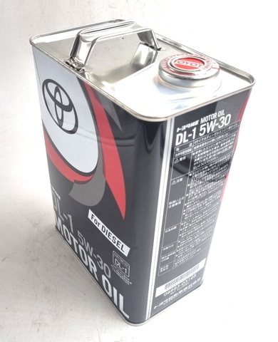 0888303105 Toyota Масло двигателя